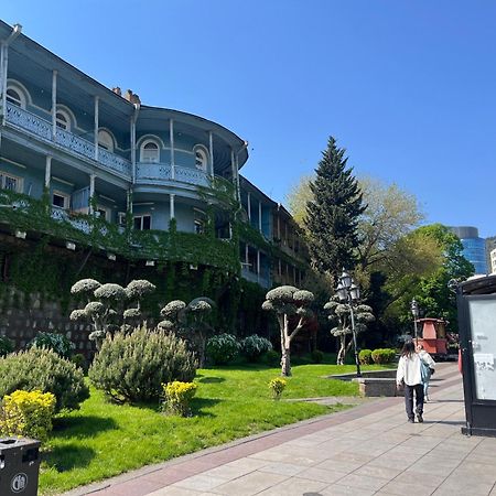 Apartment In Old Tbilisi Orbeliani Square Exterior photo